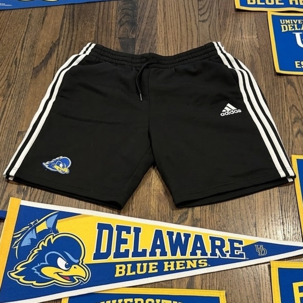 adidas university of Delaware  Black Athletic Shorts- size large unisex